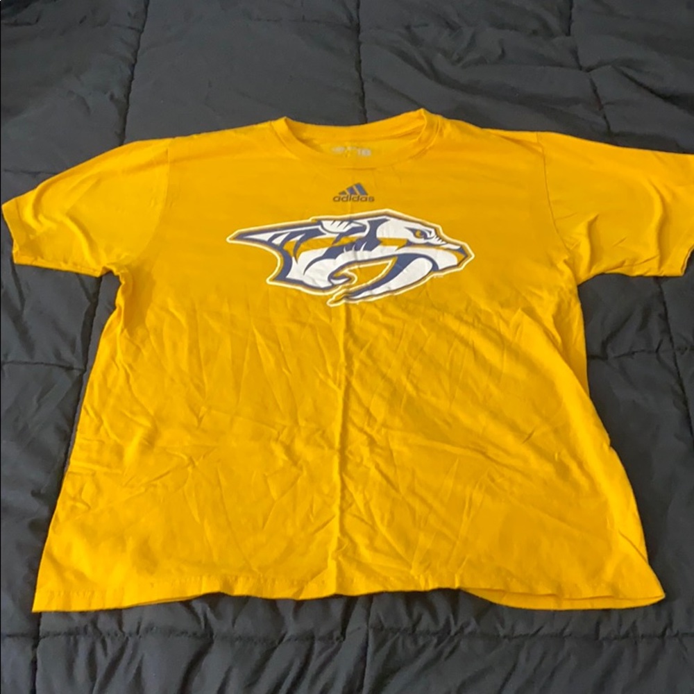 Large Adidas Nashville Predators T Shirt